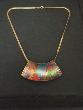 Speidel Gold-Tone Multicolor Enamel  Curved Cloisonne  Pendant Necklace